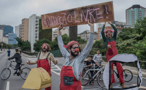 Desmonte protesto silencioso